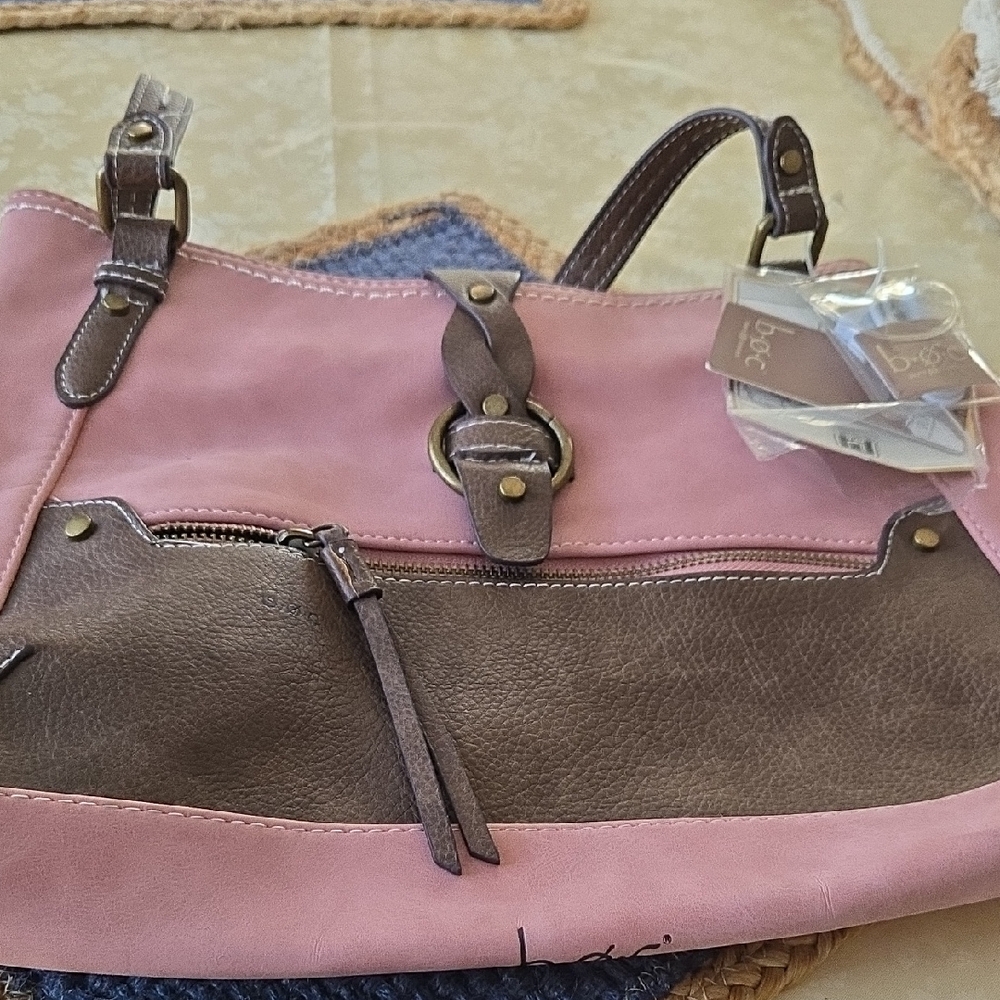 BOC Pink and Brown Women's Bag.NWT AWESONE CHARGING BAG.ALL INCLUDED
